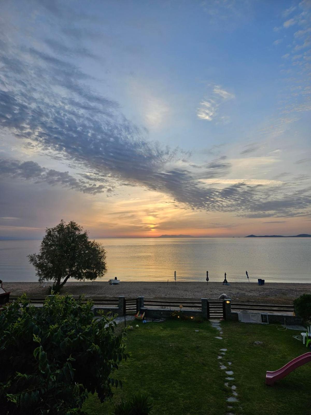 Xd Al Mare Villa Иерисос Екстериор снимка